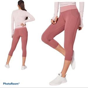 Lululemon | Quick Feet Crop 19"